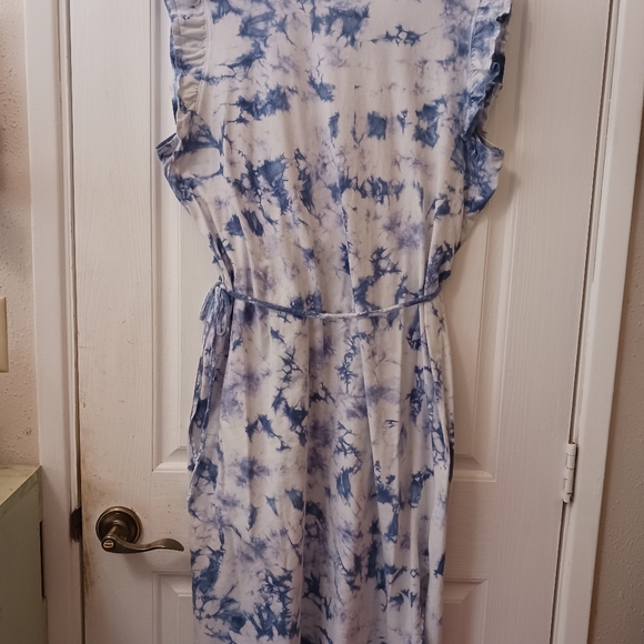 Women's pull over dress, cotton blend, string tie, white and blue. - Picture 2 of 4
